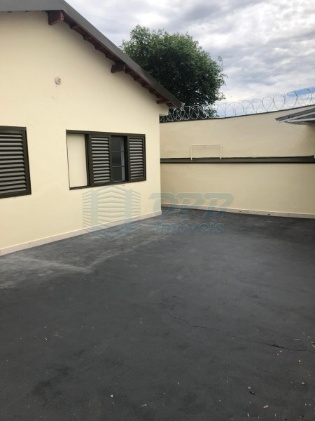 Casa para alugar com 3 quartos, 250m² - Foto 4