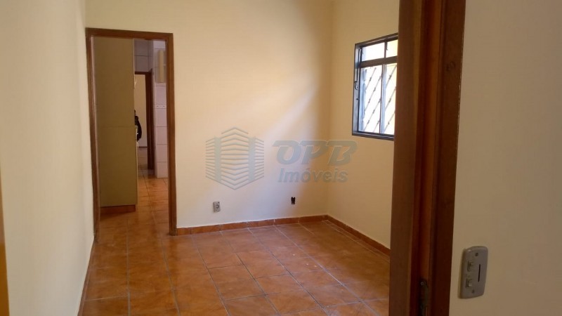 Casa para alugar com 2 quartos, 100m² - Foto 10