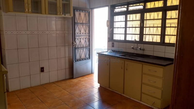 Casa para alugar com 2 quartos, 100m² - Foto 18